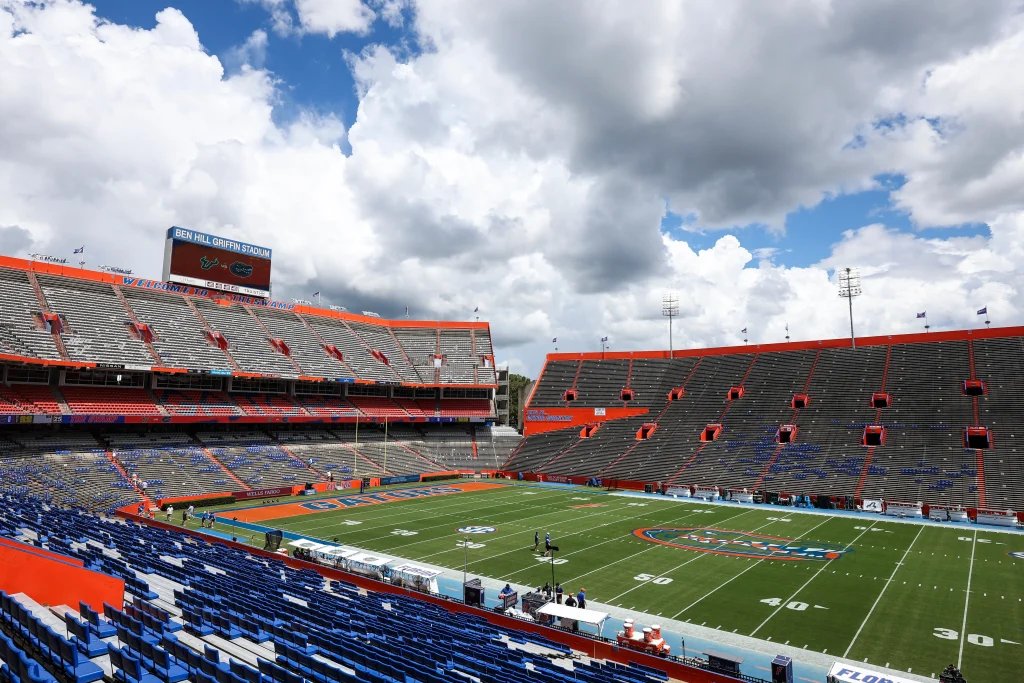Man jumps to death at Florida stadium
