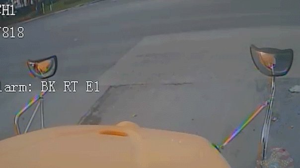 Driver fleeing cops crashes into school bus with 19 kids