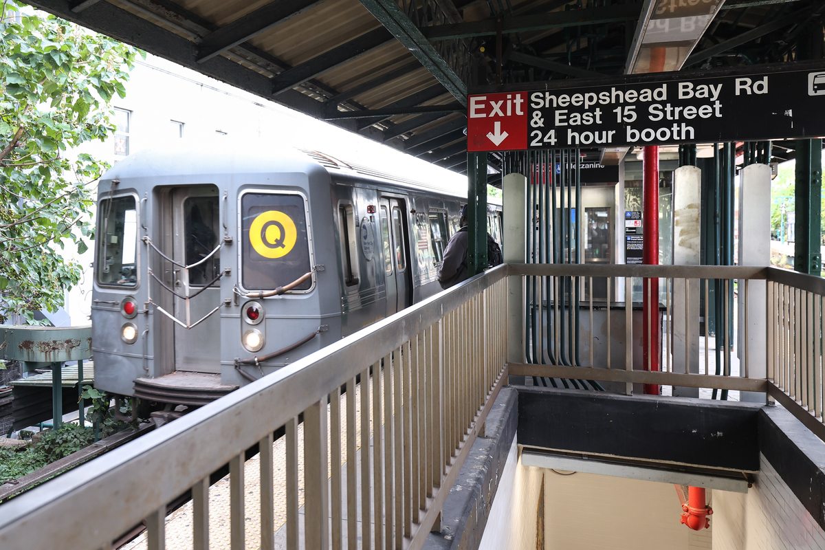 68-year-old woman cut in face in NYC subway as assaults spike: cops