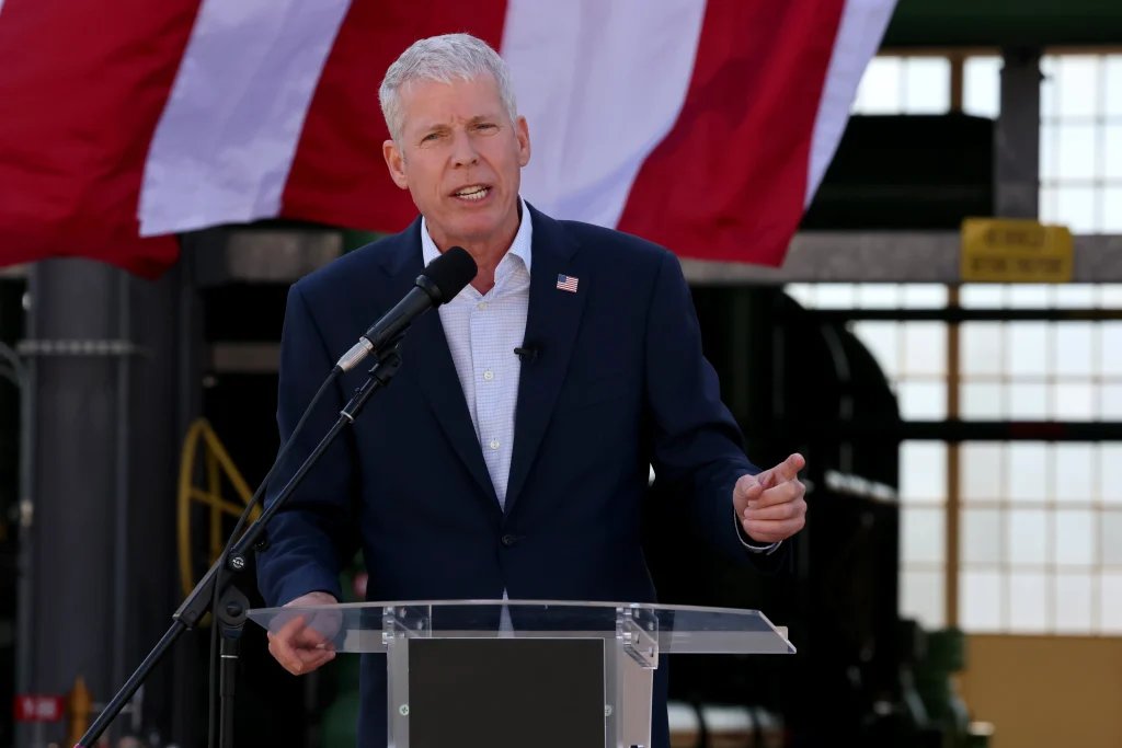 Trump May Skip Iran Deal, Destroy Nuclear Abilities Instead