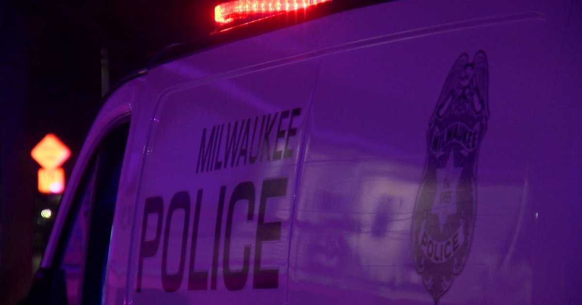 16-year-old dies at hospital after shooting on Milwaukee's south side