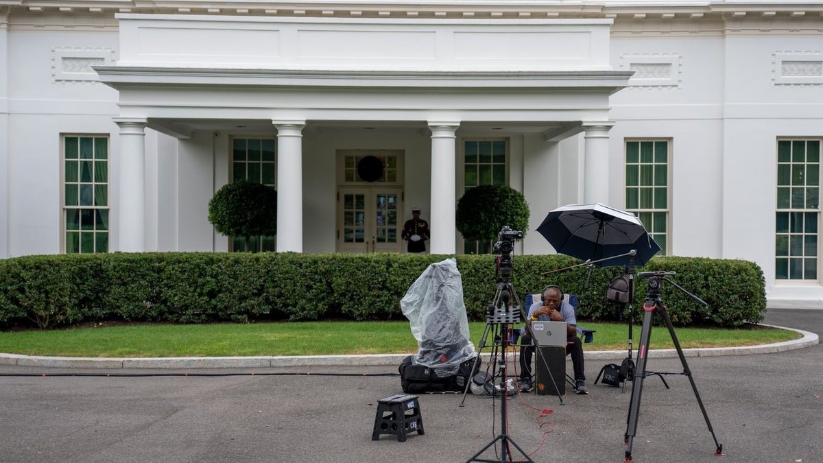 TV networks refuse White House pool coverage after CNN barred from assignment