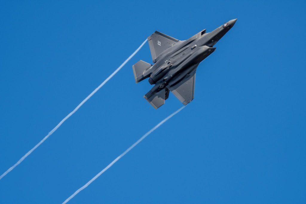 US Deploys F-16s and F-35s to Middle East