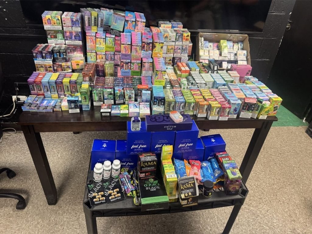 Teen Busted Selling Illegal Vapes, Kratom at Gas Station