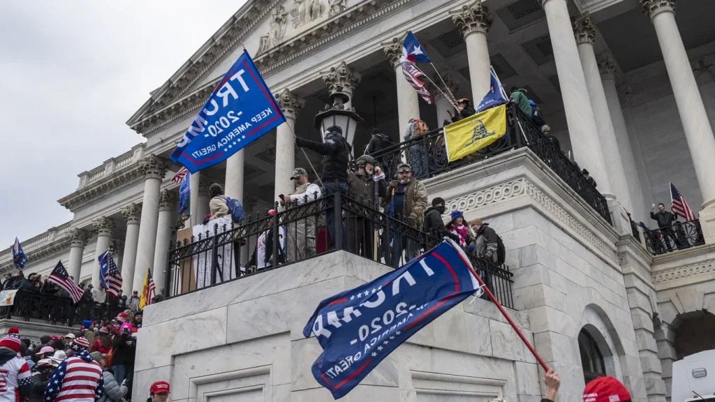 Trump Pardons Close Last Jan. 6 Case Against Oath Keepers