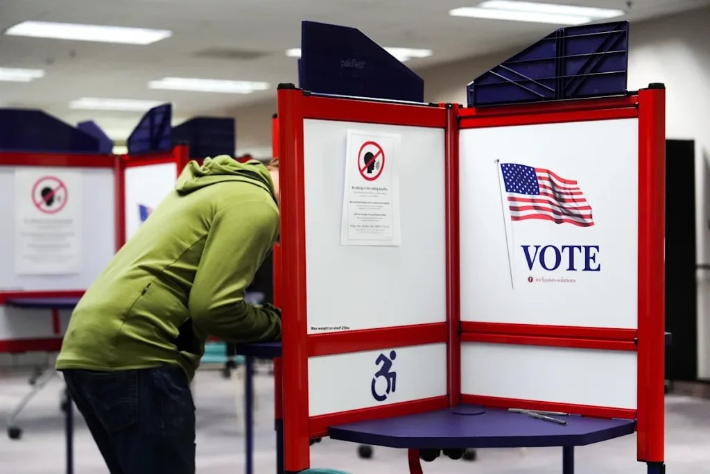 Massachusetts Holds Primary for Senate and Governor Races