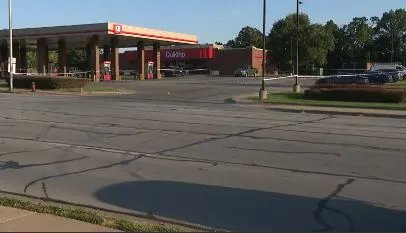 Shooting at Kansas City QuikTrip leaves 1 dead