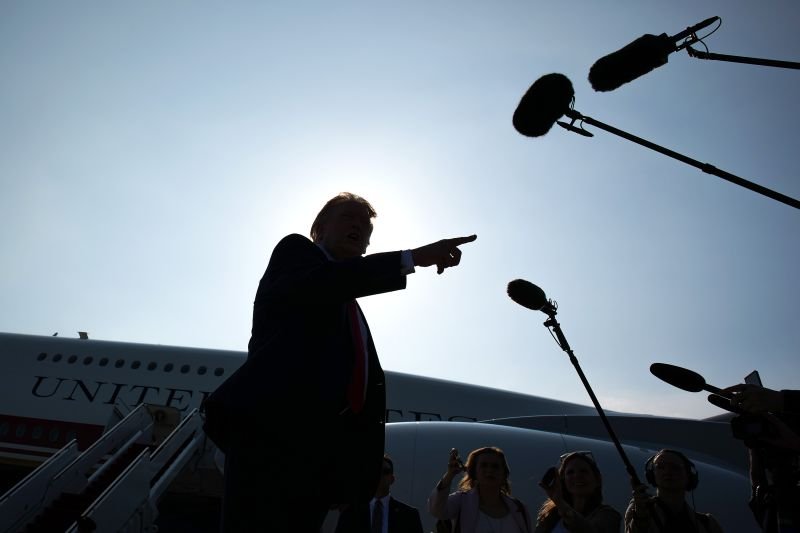 Trump Faces Press Corps at Rescheduled Dinner