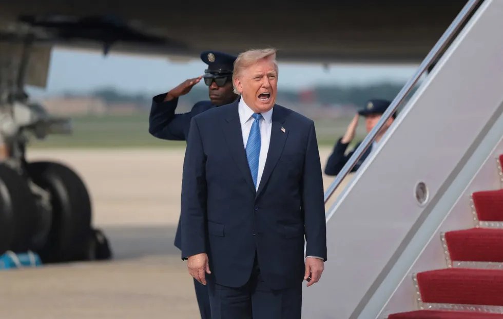Trump Says Nobody Watches CNN, Then Praises CNN Analyst