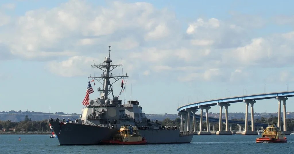 Navy Destroyer Lost Power for 4 Days in China Sea