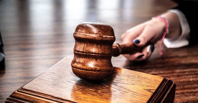 Mom Found Not Guilty in Sons’ Deaths Due to Psychosis