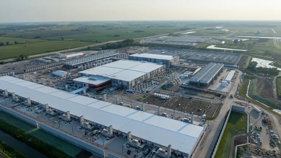 Data Centers Become Midterm Liability for GOP