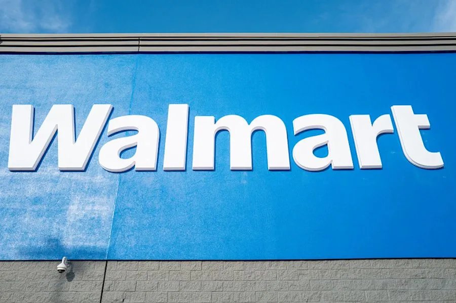 Man stabbed multiple times in Walmart parking lot
