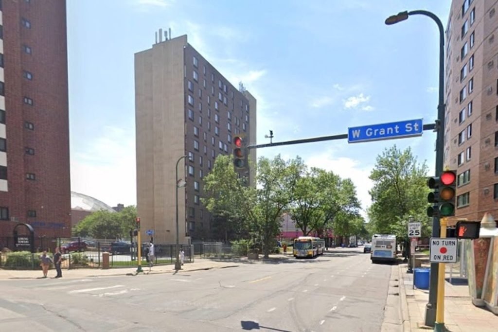 2 Minneapolis Police Officers Shot in Downtown Attack