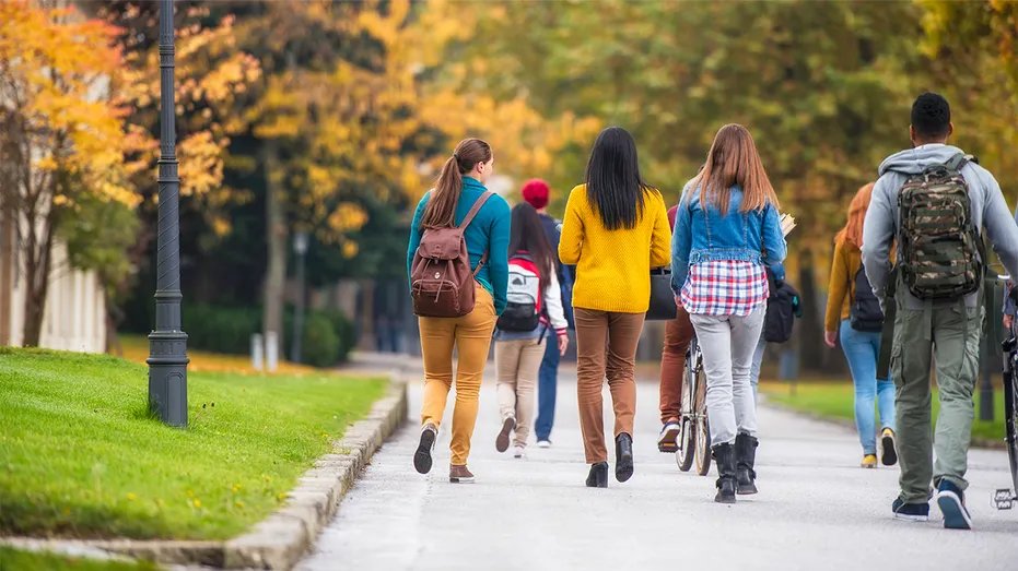 Trump Orders Crackdown on Foreign Students Overstaying Visas