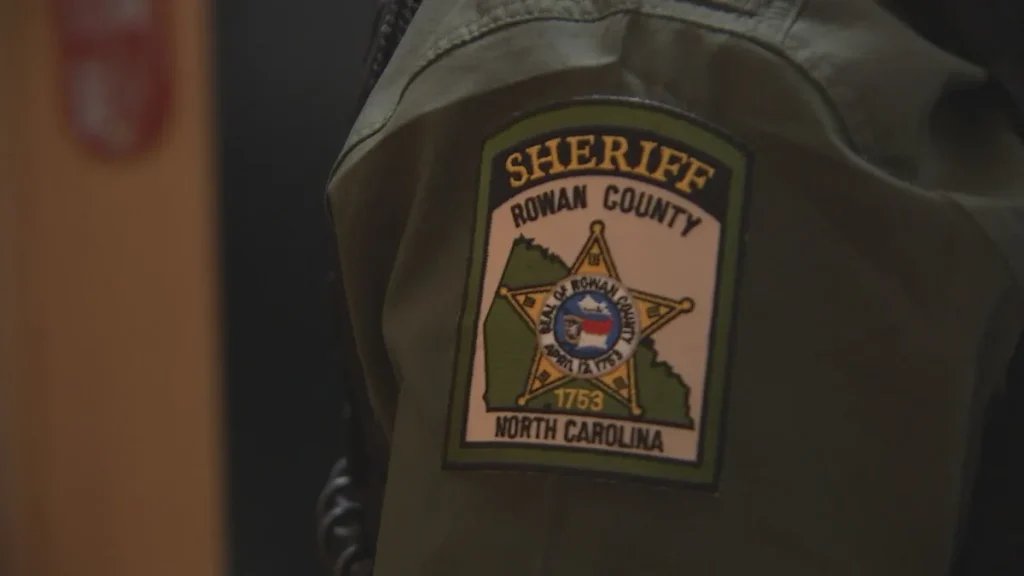 Man arrested after shooting kills woman near Mooresville