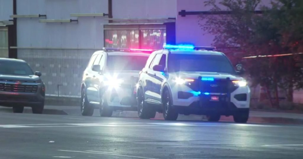 2 shot in Scottsdale, suspect detained