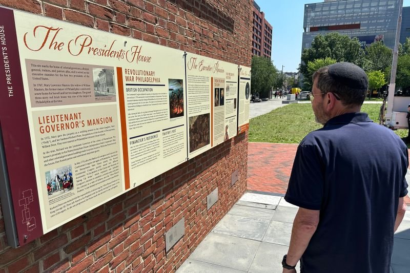 Trump Replaces Slavery Panels at Washington’s Home