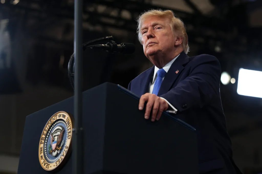 Trump Pushes Senate to End Clock Changes Before November
