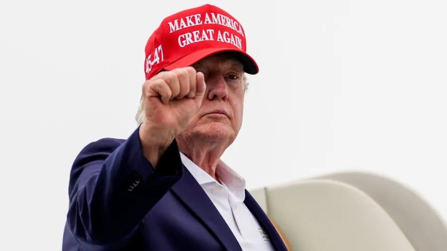 Trump Threatens to Bomb Oman Over Iran Conflict