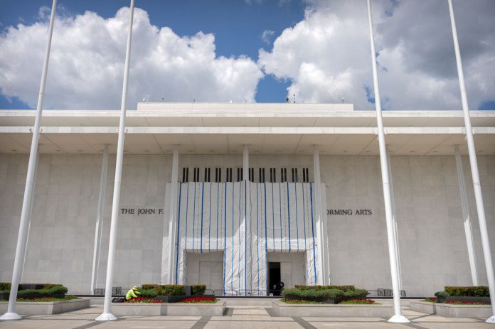 Kennedy Center Board Votes to Close for Two-Year Renovation