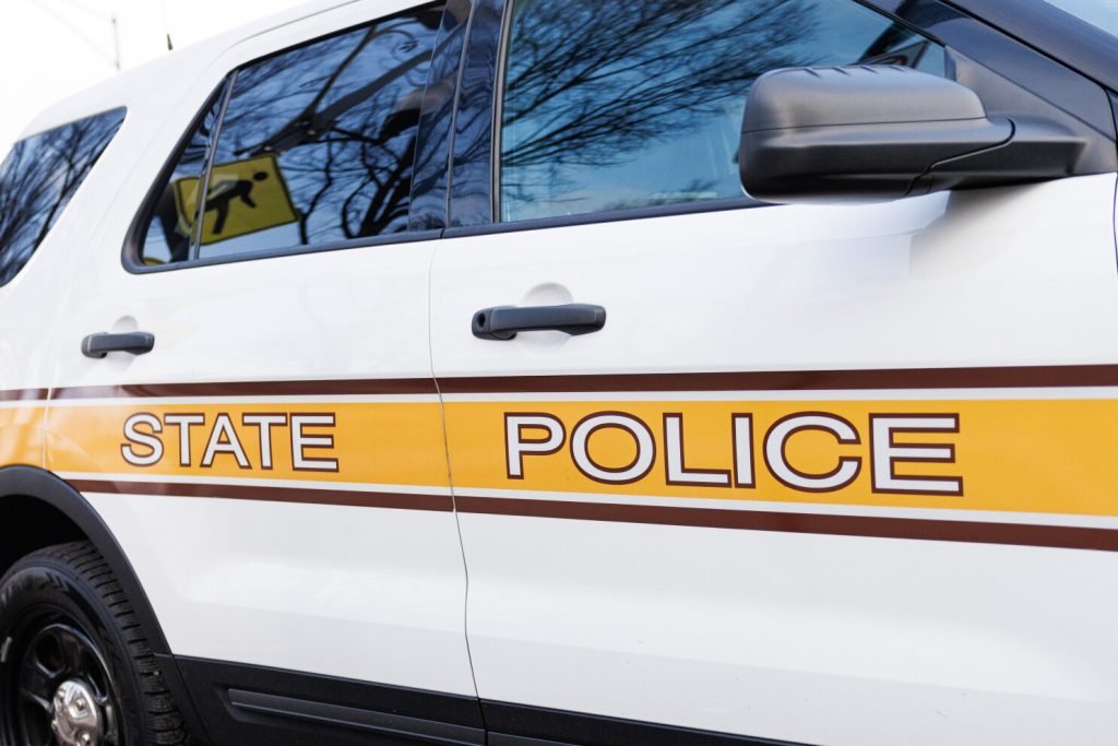 Driver flees after hitting pedestrian on Dan Ryan