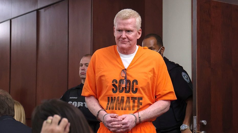 Murdaugh retrial moved: jury pool ruled too compromised
