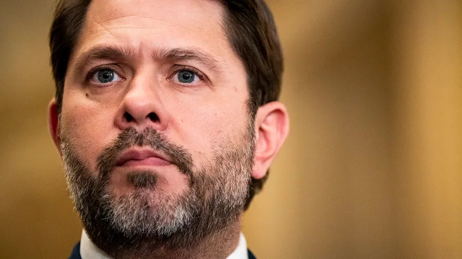 Gallego Blasts Congress Iran War Funding Plan