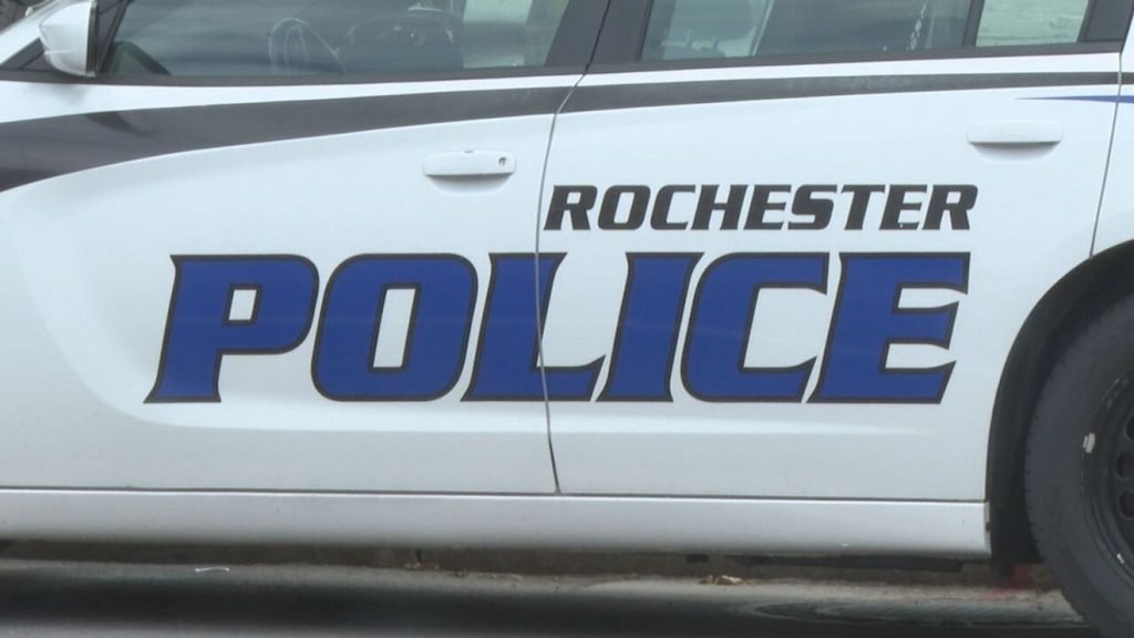 Man Stabbed Near Lyell Ave in Early Morning Attack
