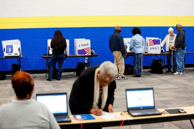 DNC Votes to Replace Iowa With South Carolina