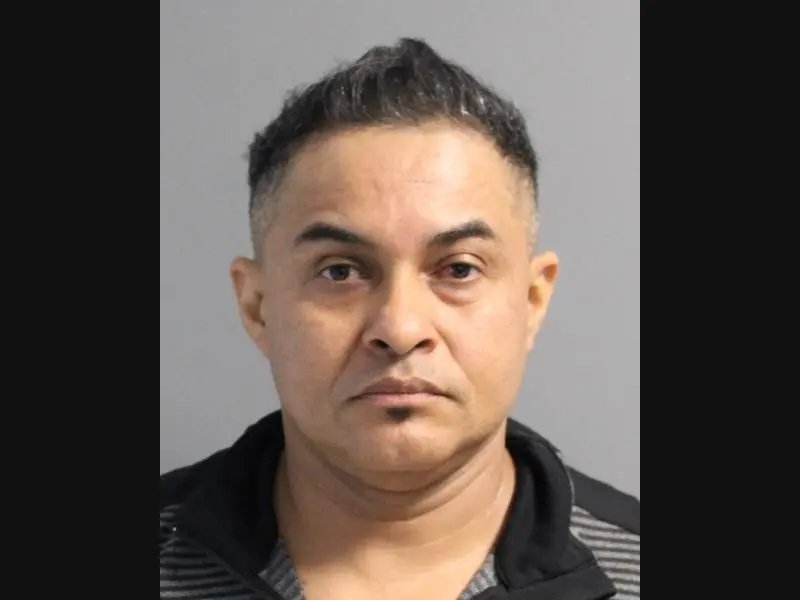 Man Pleads Guilty to Grabbing Kids at TJ Maxx