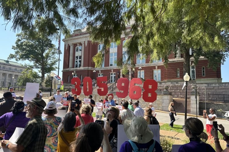Missouri Court Blocks Trump’s Map Before November