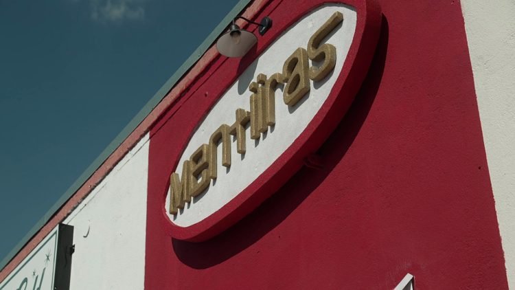 Same burglar hit 2 Oak Cliff shops minutes apart