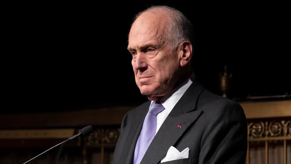 Trump Ally Lauder Ends $70M Political Giving Spree