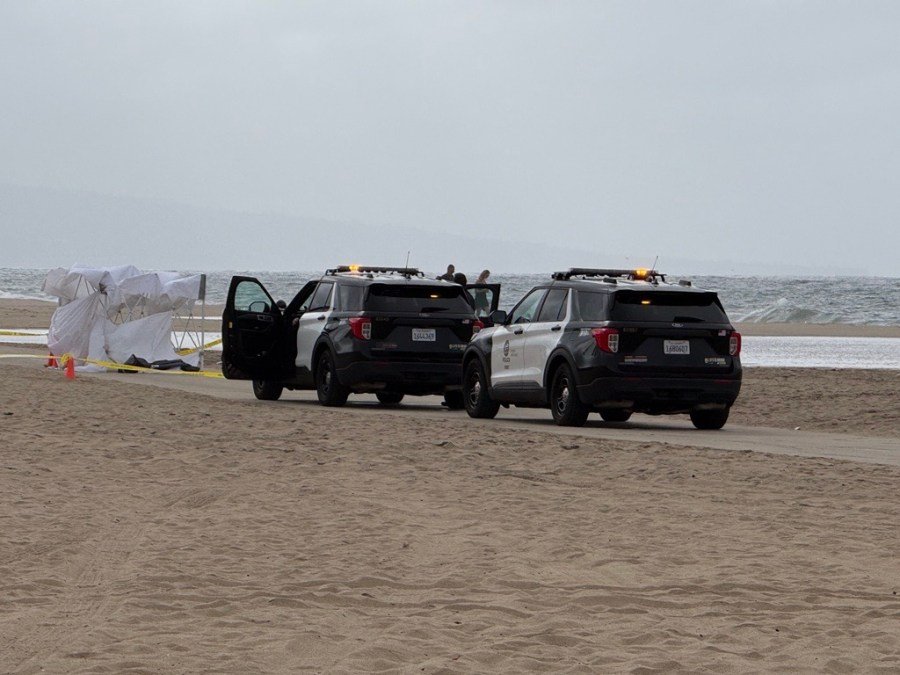 Person dies after reported drowning at Playa del Rey beach