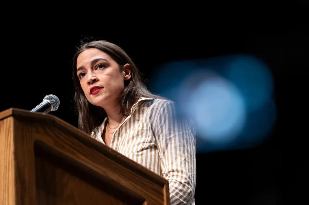 AOC Trails Buttigieg in Early 2028 Democratic Primary Poll