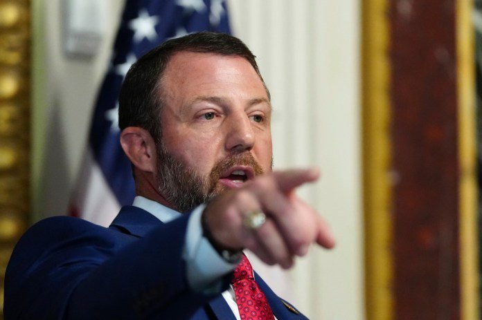 Mullin Asks DOJ to Probe Zuckerberg-Linked Voter Data Sharing