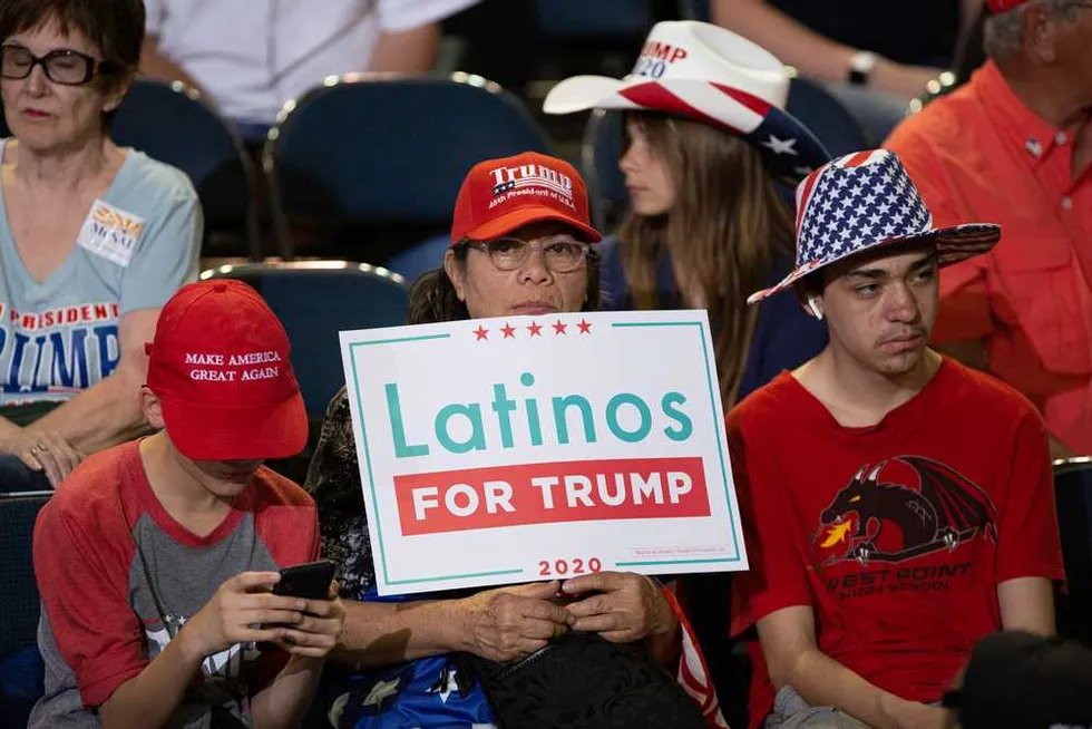 Trump Loses Hispanic Voters Ahead of 2026 Midterms