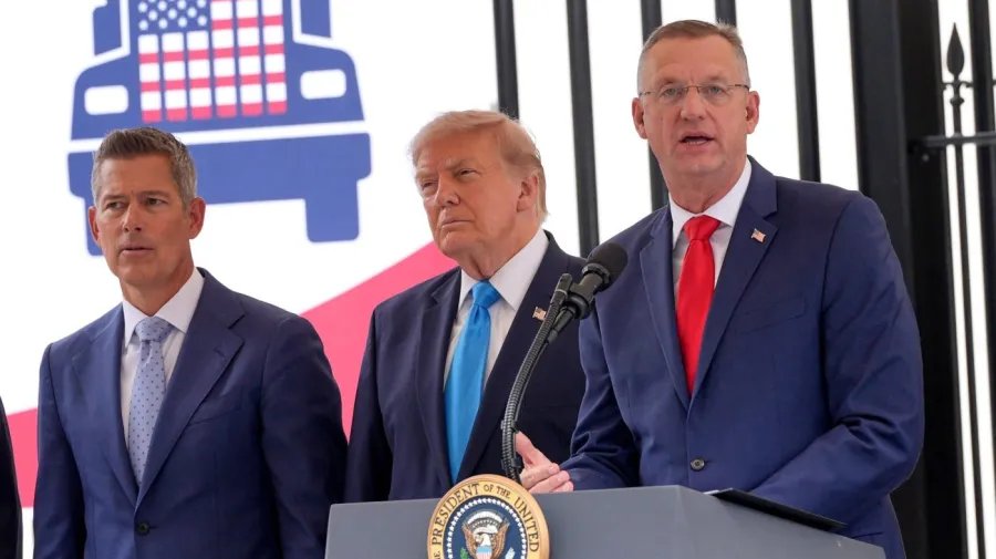 Trump Launches Program to Hire Veterans as Truckers