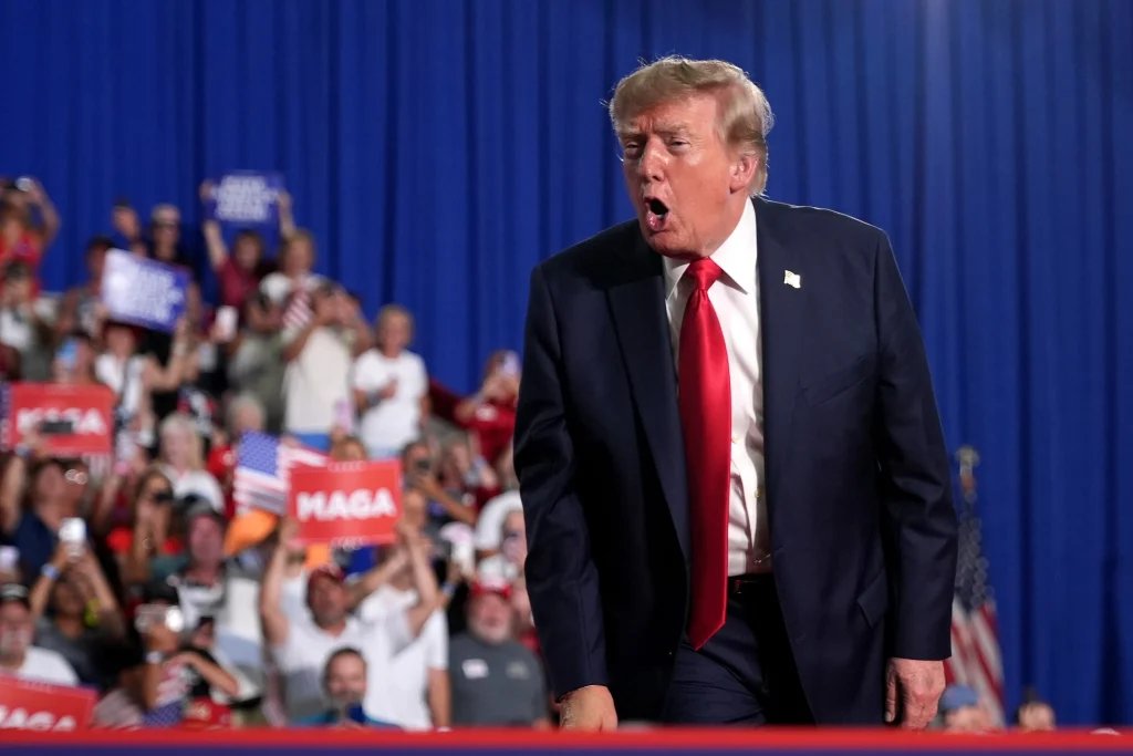 Trump Fires Back at Protester at Myrtle Beach Rally