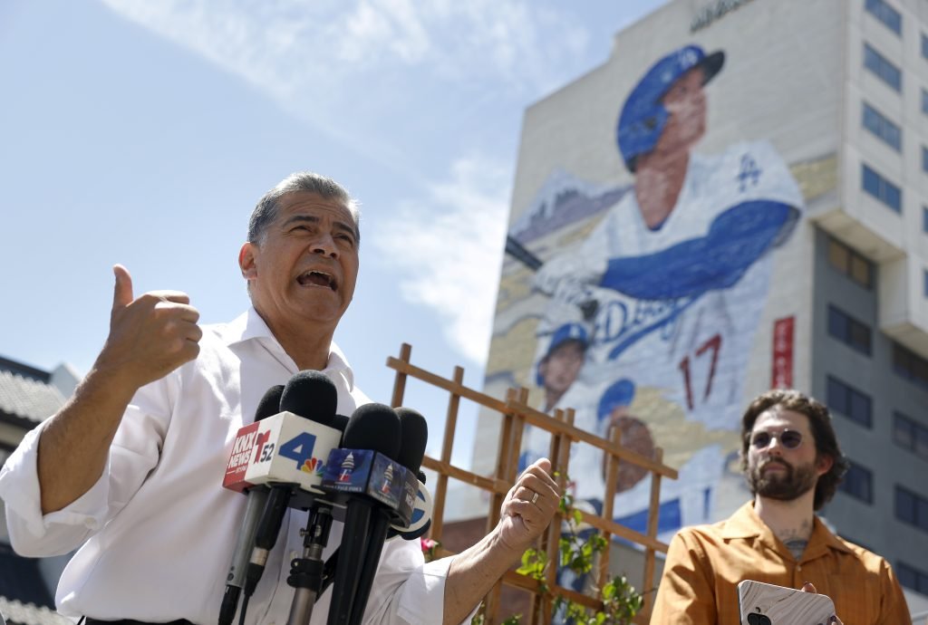 Becerra Faces Health Insurance Crisis if Elected California Governor