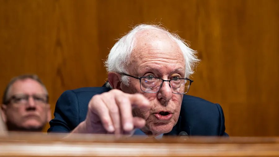 Sanders Blocks Democrats From Fast-Tracking Social Security Changes