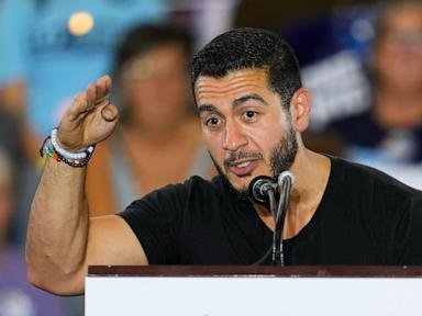 El-Sayed Seeks Obama’s Help in Michigan Senate Race