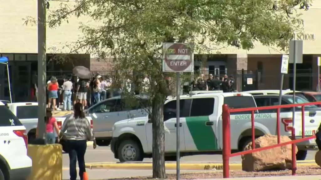 3 students stabbed at El Paso high school