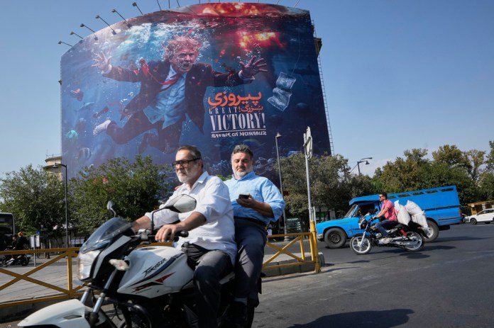 US Puts $10 Million Bounty on Iran Guard Leaders