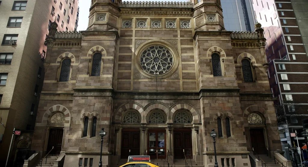 Man Indicted on Hate Crime Charges at NYC Synagogue