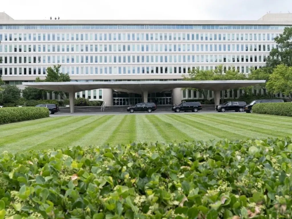 Man Arrested at CIA Gate With Meth and Knives