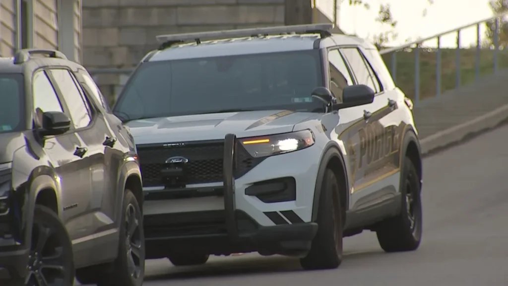 Person stabbed in Pittsburgh Sunday morning