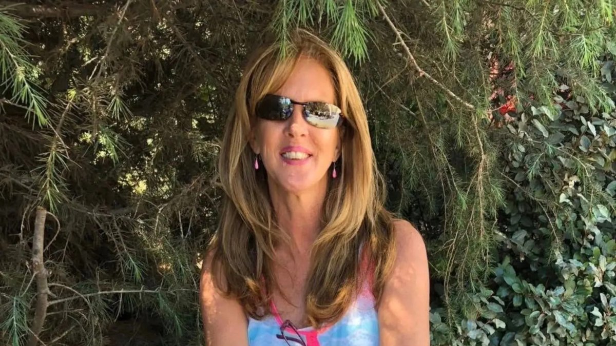 Gran, 58, burned to death after boyfriend poured gasoline on fire pit causing huge explosion as family hit out