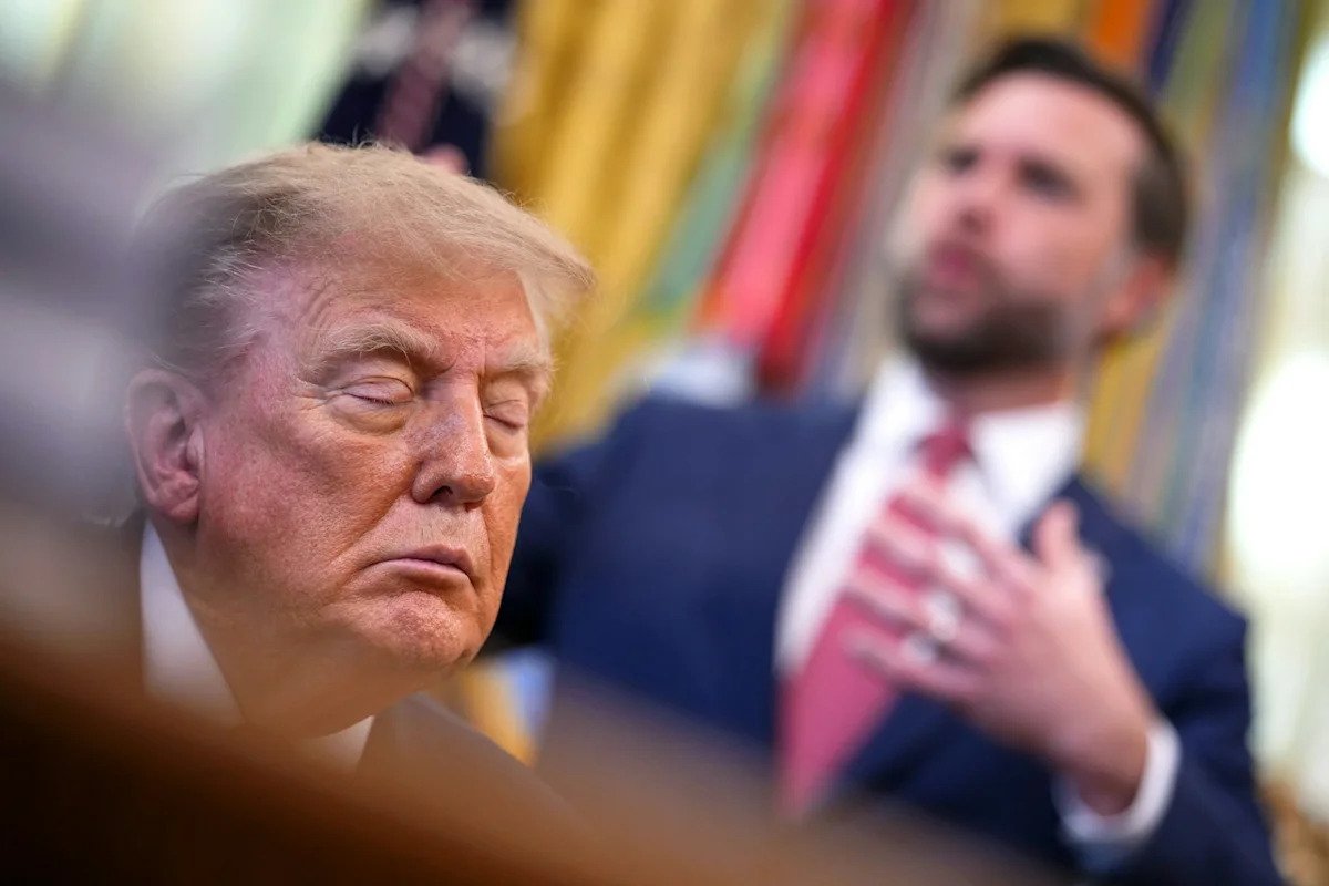 Trump Falls Asleep After Declaring He’s Going to Crack Down on Fraud